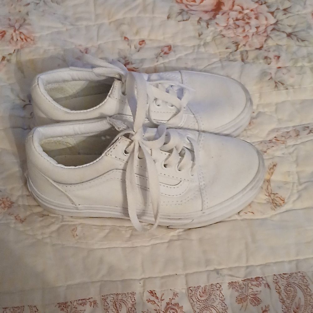 Vans   - Picture 2 of 5